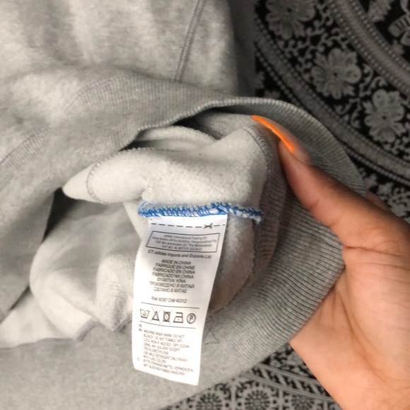 Vintage Adidas crew neck - Picture 5 of 5